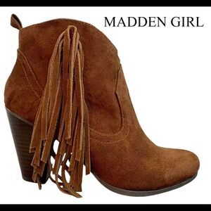 𝅺MADDEN Girl camel Brown Ponch Fringe Ankle Boot size 9
